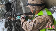 昌都会八宿县突发降雪致国道318棚洞坍塌 武兵告